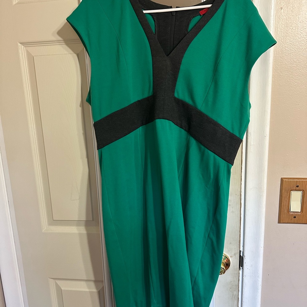 Narciso Rodriguez Green and Black Midi Dress